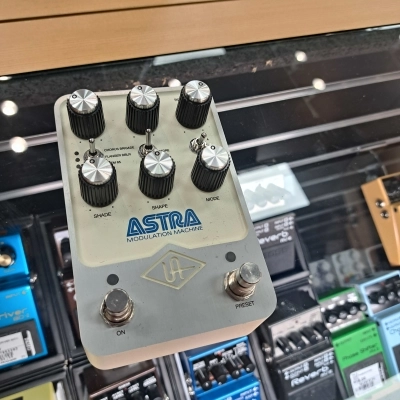 Store Special Product - Universal Audio Astra